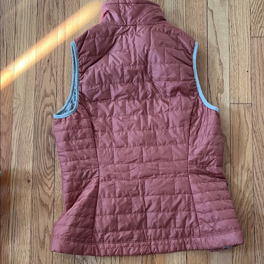 Patagonia Brick Quilted Vest - Picture 8 of 9